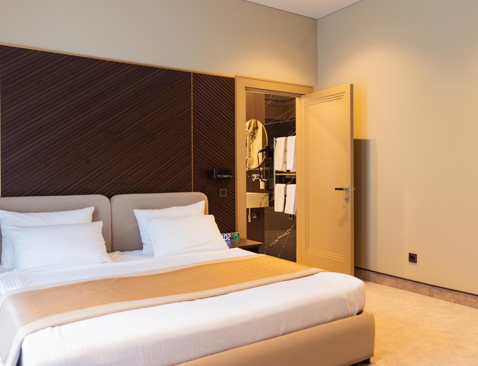 Park Hotel Bristol 우주고로트 객실 사진