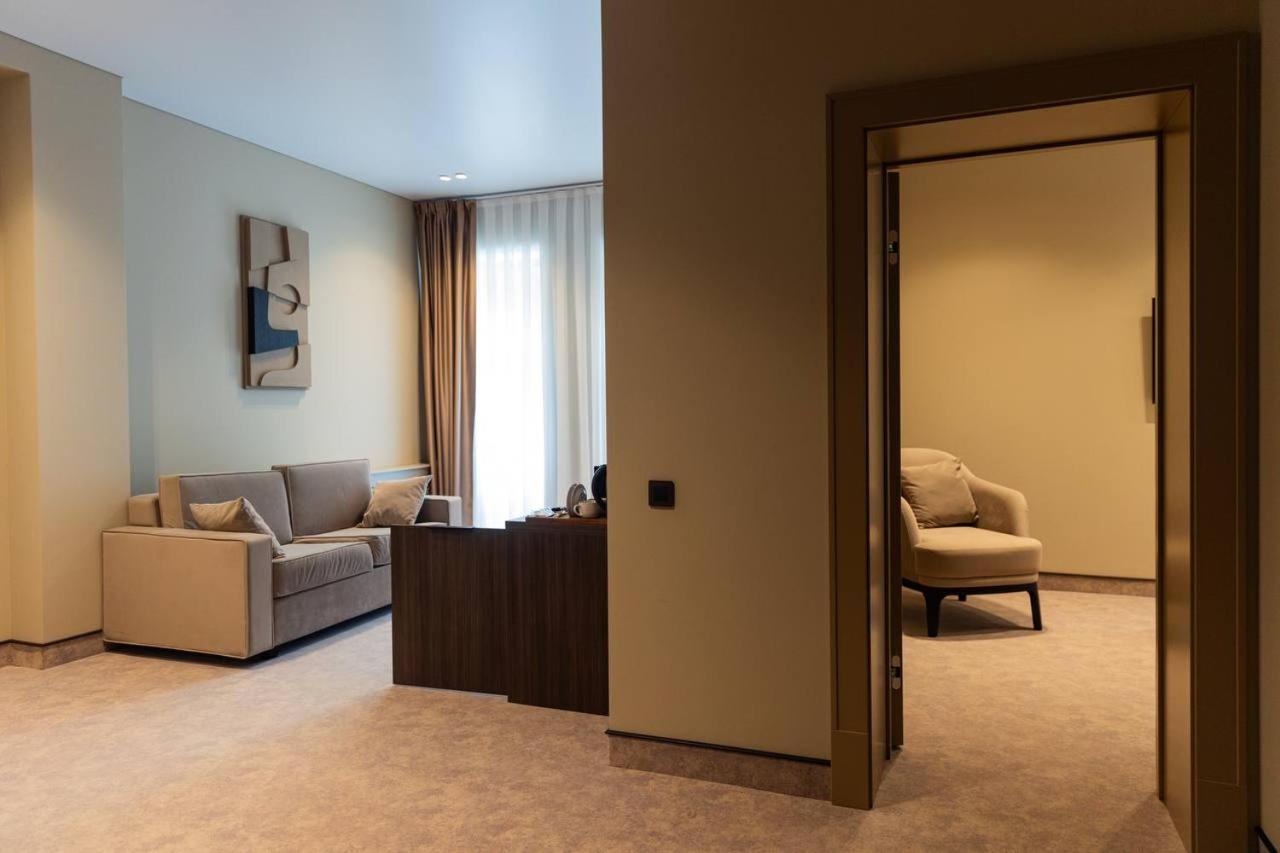 Park Hotel Bristol 우주고로트 객실 사진