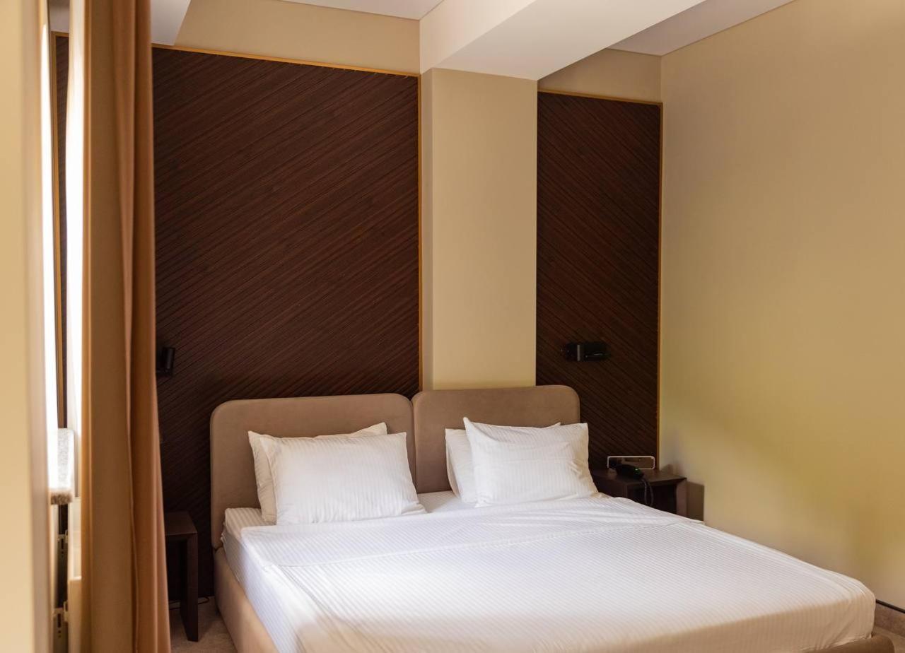 Park Hotel Bristol 우주고로트 객실 사진